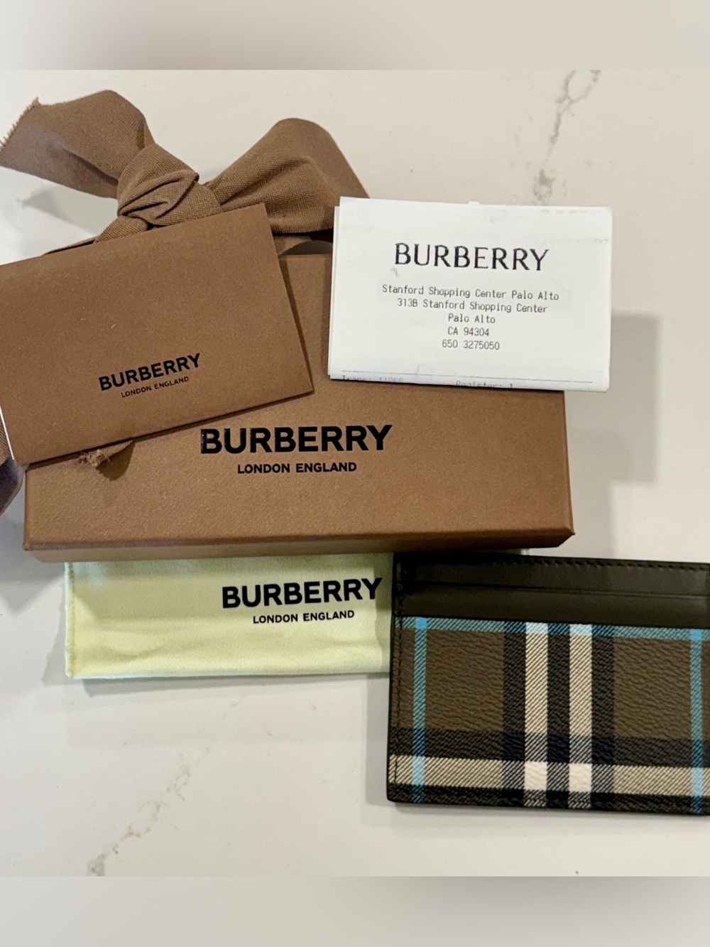 Burberry Hampshire Pattern, Olive Green, Card Holder. - Picture 4 of 4